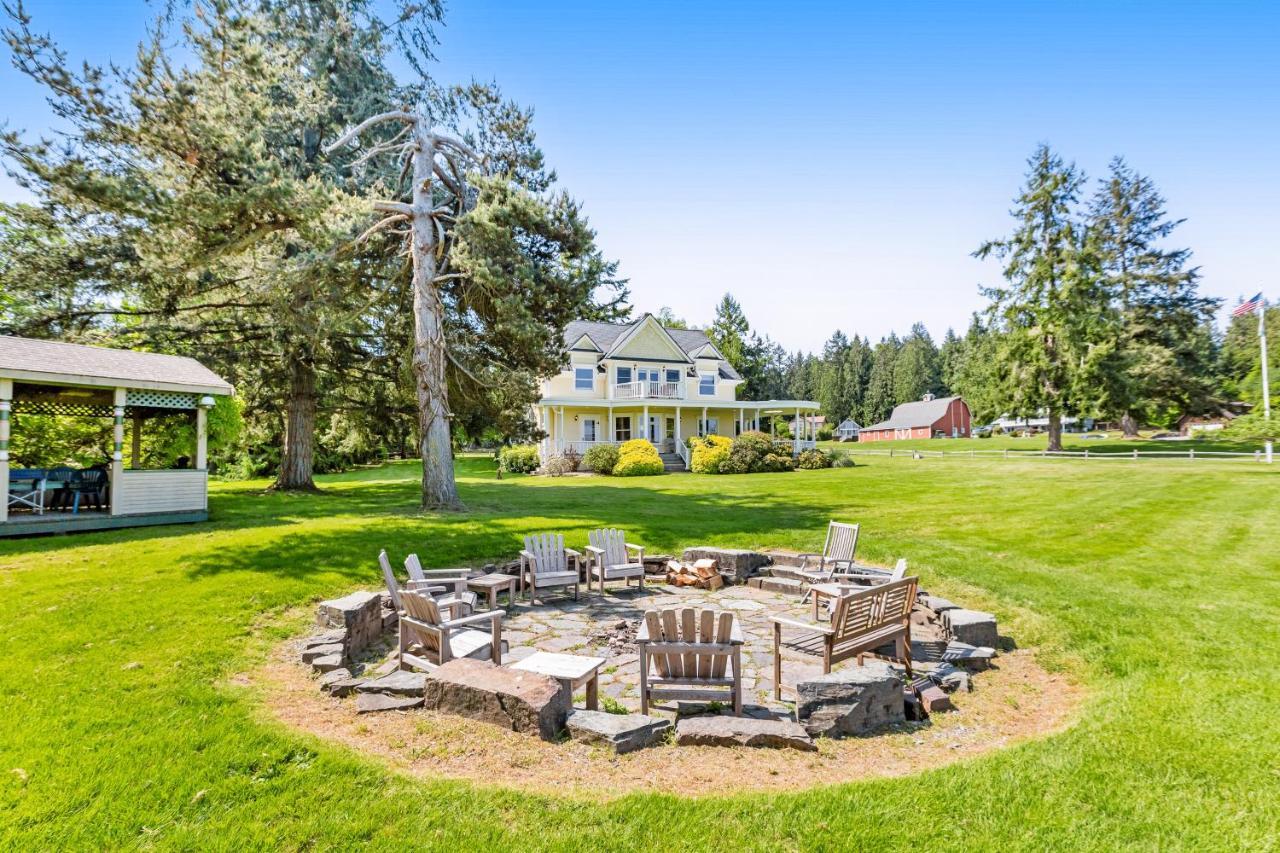 Marty'S Place Langley Exterior foto